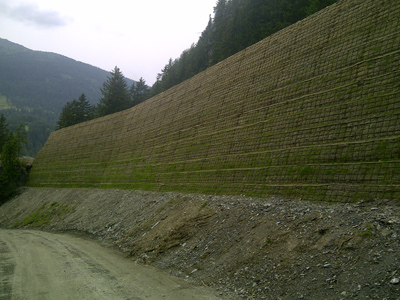 Rockfall-protection-reinforced-with-geogrid-Tenax-TT